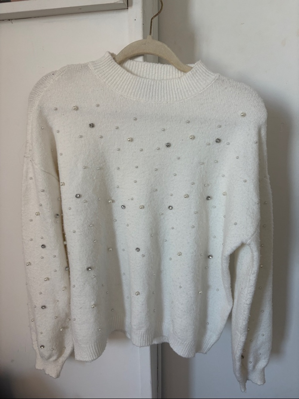 Pearl & Diamond Embellished White Crewneck Sweater